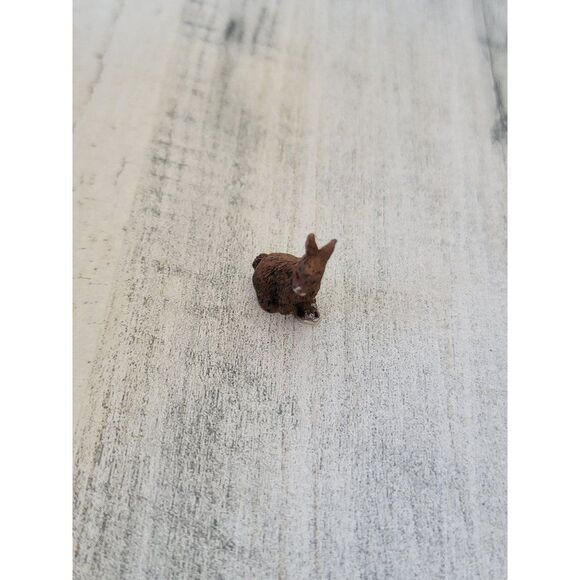 Mini brown rabbit bunny red eye village accessory Xmas - Picture 1 of 5